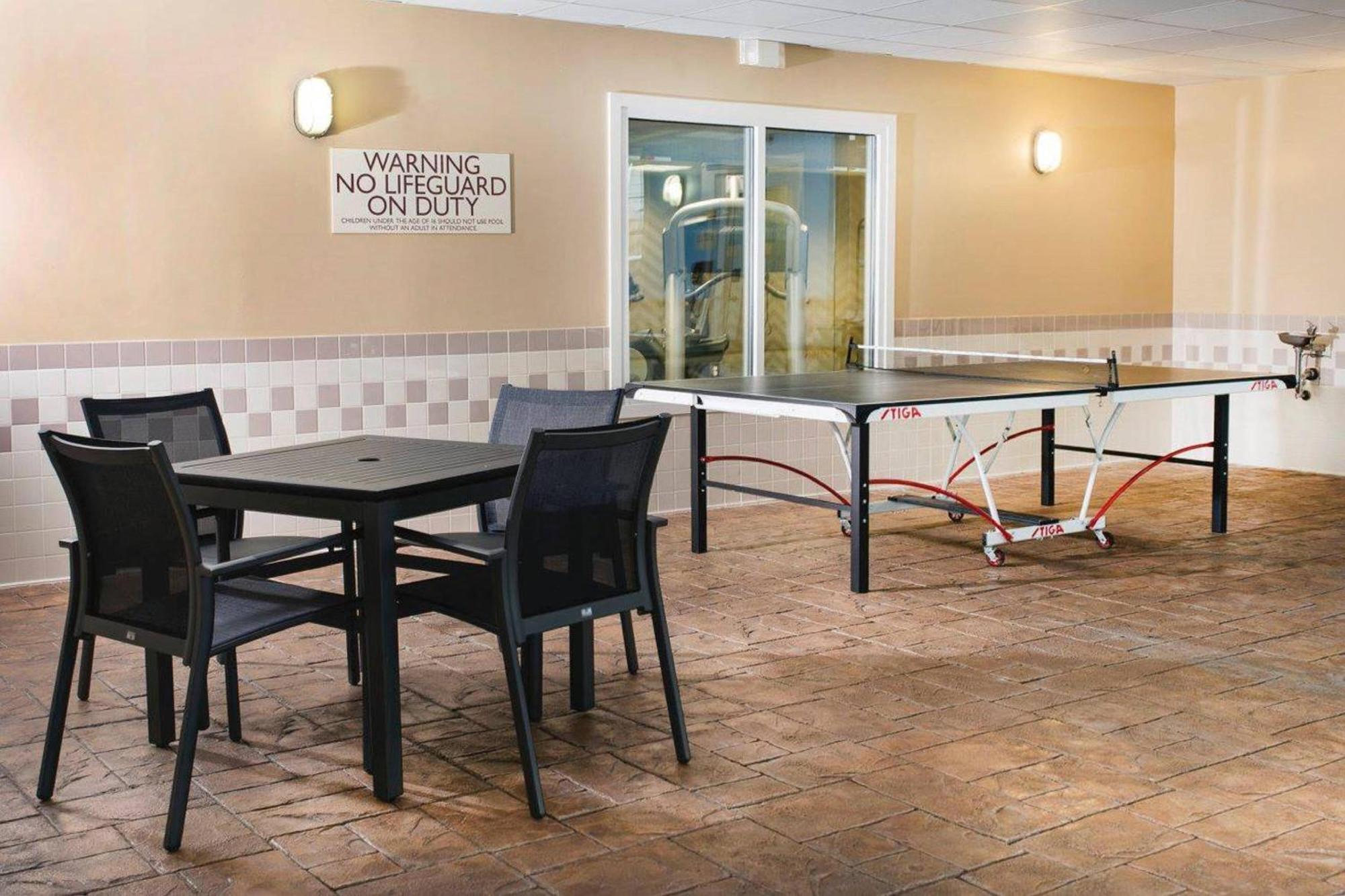 Residence Inn Падака Экстерьер фото